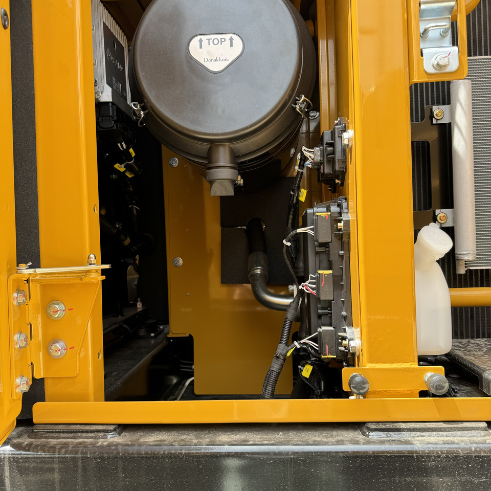 Pelle sur chenille SANY SY215C: photos 9 Pelle sur chenille SANY SY215C: photos 9