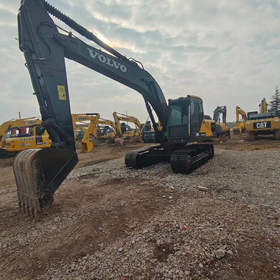 VOLVO EC210 - Pelle sur chenille: photos 2 VOLVO EC210 - Pelle sur chenille: photos 2