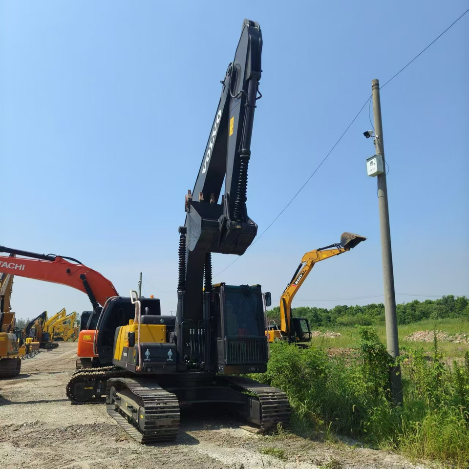 VOLVO EC210 - Pelle sur chenille: photos 4 VOLVO EC210 - Pelle sur chenille: photos 4