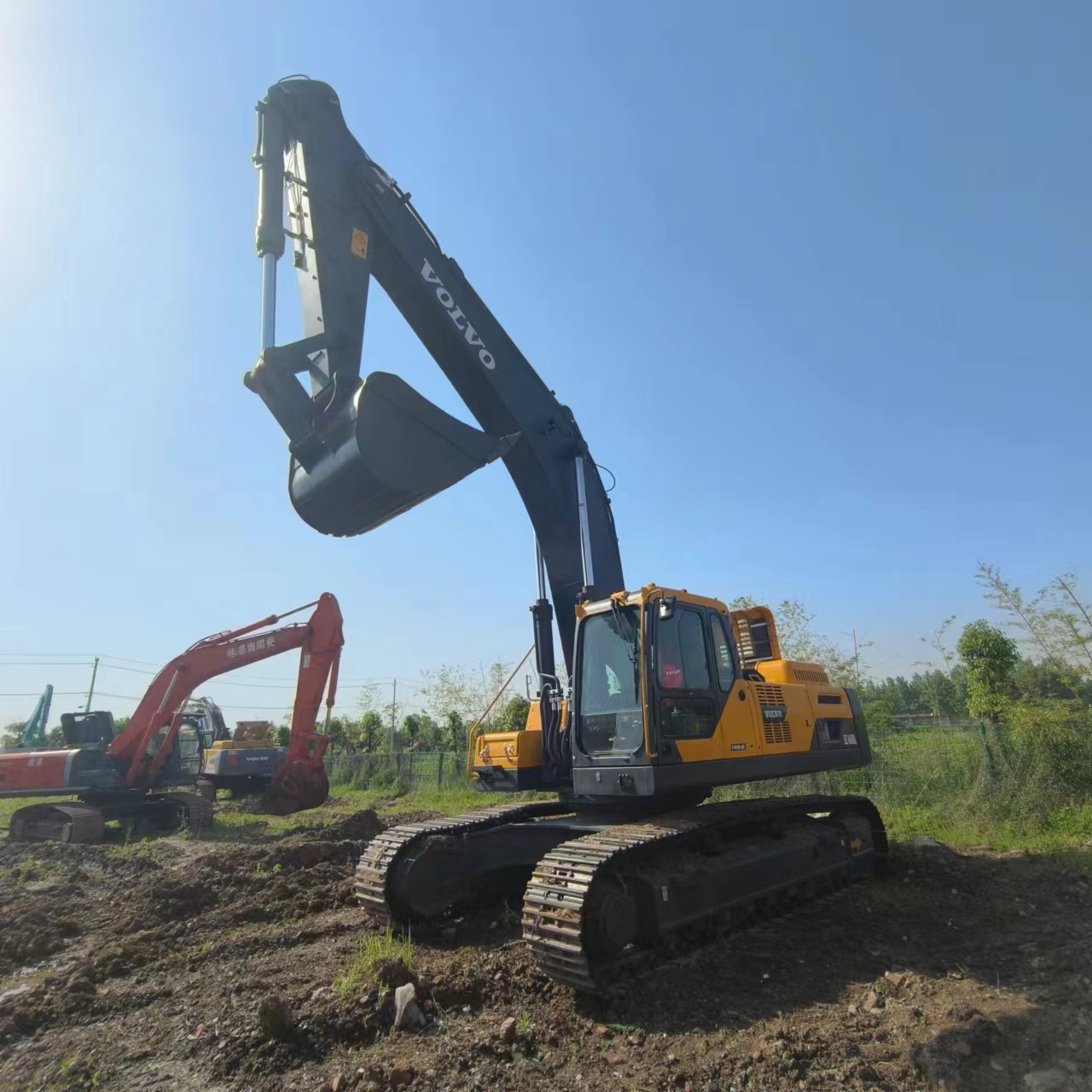 VOLVO EC460 - Pelle sur chenille: photos 3 VOLVO EC460 - Pelle sur chenille: photos 3