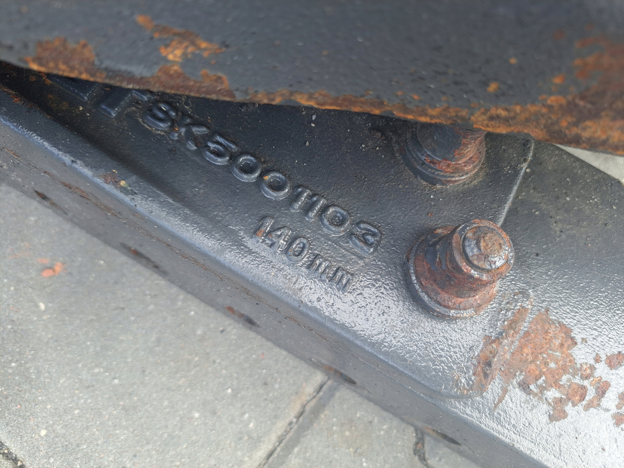 JOST SIODŁO JOST 140 MM WSPORNIK VOLVO FH FM - Sellette d'attelage pour Camion: photos 4 JOST SIODŁO JOST 140 MM WSPORNIK VOLVO FH FM - Sellette d'attelage pour Camion: photos 4