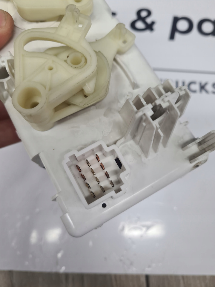 PANEL KLIMATYZACJI NAWIEWU RENAULT DXI LIFT GAMA D WIDE VOLVO FL FE LIFT - Chauffage/ Ventilation: photos 5 PANEL KLIMATYZACJI NAWIEWU RENAULT DXI LIFT GAMA D WIDE VOLVO FL FE LIFT - Chauffage/ Ventilation: photos 5