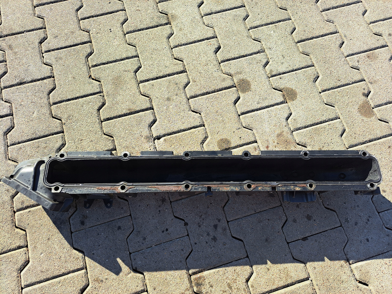 RENAULT KOLEKTOR SSĄCY DOLOTOWY RENAULT GAMA T C K RANGE DTI 11 EURO 6 - Collecteur d'admission pour Camion: photos 4 RENAULT KOLEKTOR SSĄCY DOLOTOWY RENAULT GAMA T C K RANGE DTI 11 EURO 6 - Collecteur d'admission pour Camion: photos 4