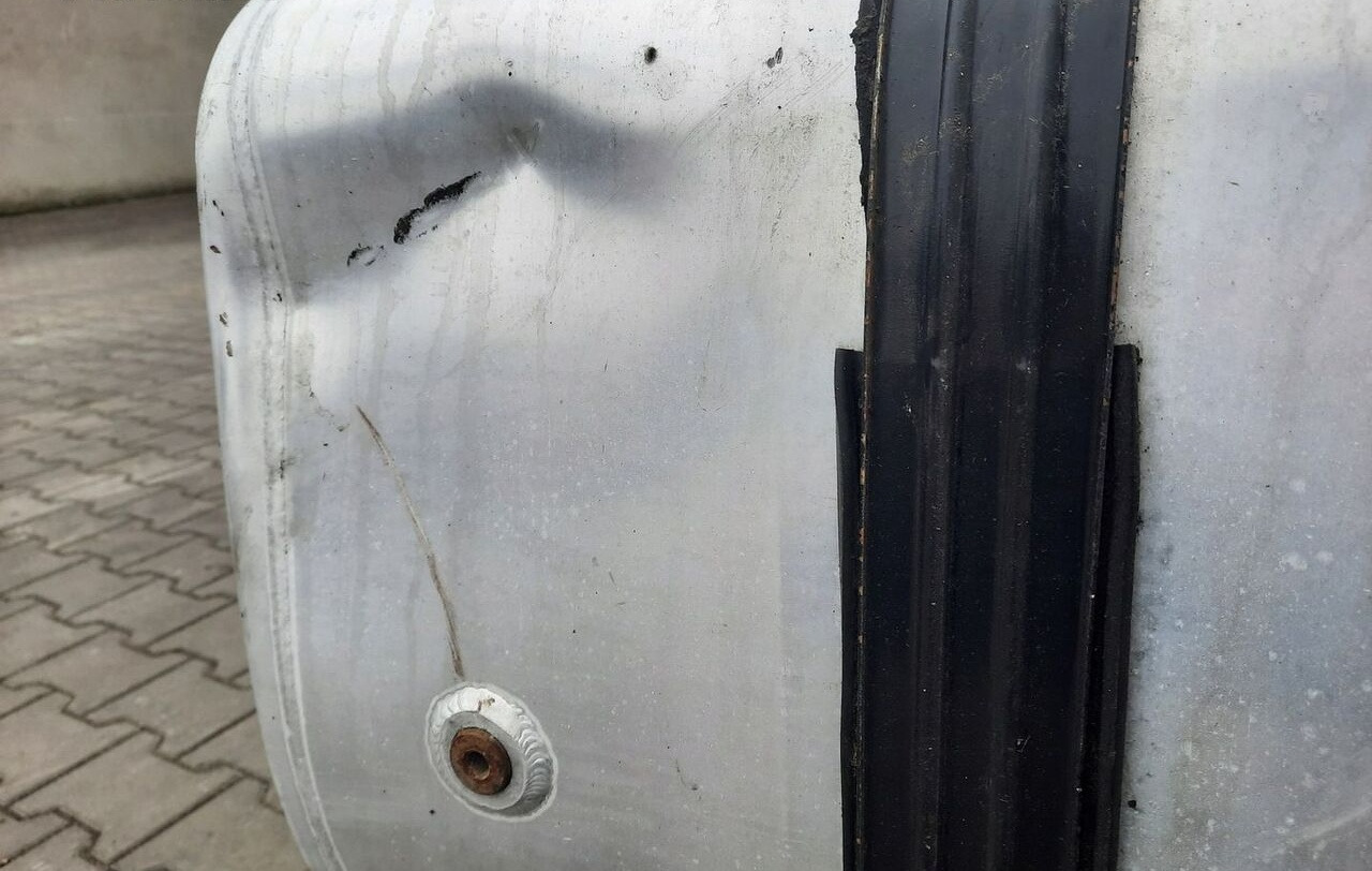 Renault ZBIORNIK PALIWA VOLVO FH4 FM4 FMX 100/70/70 21655306 - Réservoir de carburant pour Camion: photos 1 Renault ZBIORNIK PALIWA VOLVO FH4 FM4 FMX 100/70/70 21655306 - Réservoir de carburant pour Camion: photos 1