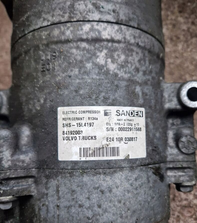 Sanden SPRĘŻARKA KOMPRESOR KLIMATYZACJI POSTOJOWEJ VOLVO FH 4 FM 4 84192003 - Compresseur de climatisation pour Camion: photos 3 Sanden SPRĘŻARKA KOMPRESOR KLIMATYZACJI POSTOJOWEJ VOLVO FH 4 FM 4 84192003 - Compresseur de climatisation pour Camion: photos 3