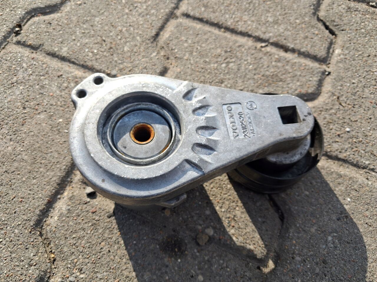 VOLVO ROLKA NAPINACZ PASKA ALTERNATORA RENAULT RANGE GAMA T VOLVO FH 4 5 - Moteur et pièces pour Camion: photos 2 VOLVO ROLKA NAPINACZ PASKA ALTERNATORA RENAULT RANGE GAMA T VOLVO FH 4 5 - Moteur et pièces pour Camion: photos 2