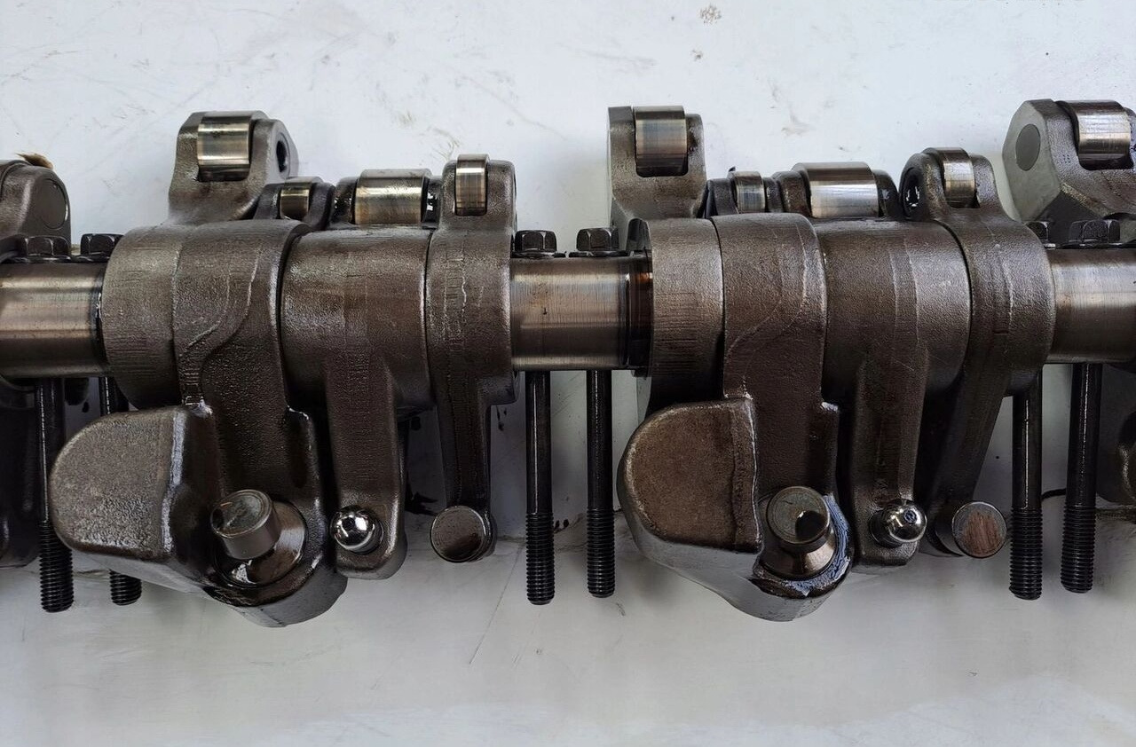 Volvo KLAWIATURA DŹWIGIENKI VEB+ FH FM 13 RENAULT MAGNUM DXI 13. 20510623 Volvo - Moteur et pièces pour Camion: photos 3 Volvo KLAWIATURA DŹWIGIENKI VEB+ FH FM 13 RENAULT MAGNUM DXI 13. 20510623 Volvo - Moteur et pièces pour Camion: photos 3