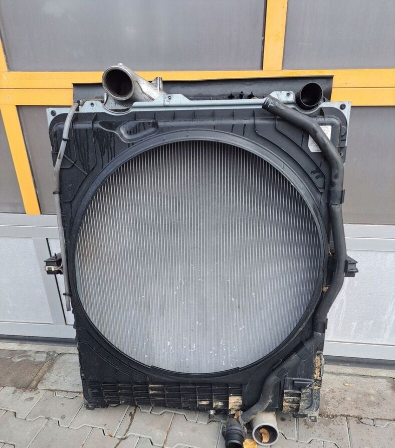 Volvo KOMPLET CHŁODNICA VOLVO FH 5 EURO 6 - Radiateur pour Camion: photos 1 Volvo KOMPLET CHŁODNICA VOLVO FH 5 EURO 6 - Radiateur pour Camion: photos 1