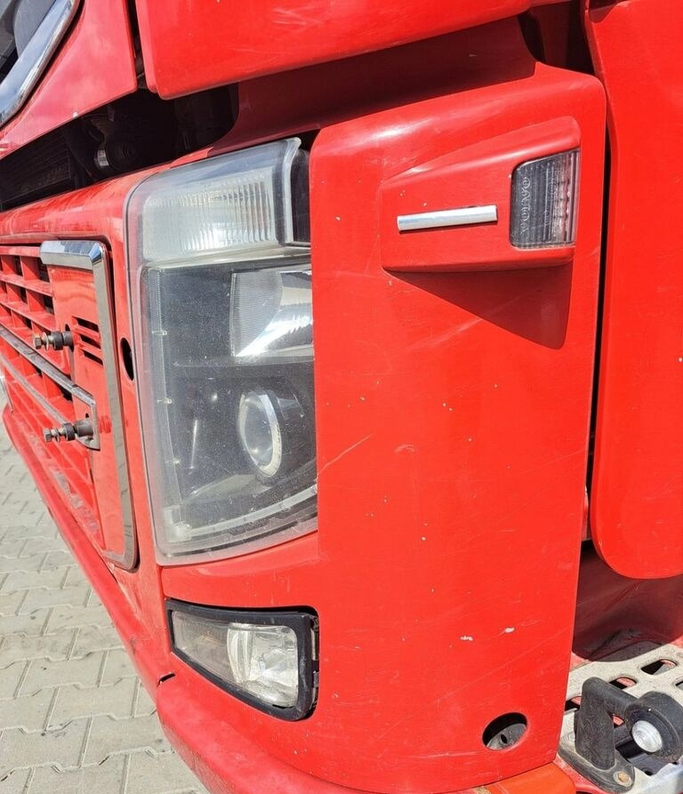 Volvo LAMPA XENON OKULAR LEWY KOMPLET FH FM 9 13 16 LIFT Volvo VOLVO FH FM 9 13 16 LIFT - Feu avant pour Camion: photos 2 Volvo LAMPA XENON OKULAR LEWY KOMPLET FH FM 9 13 16 LIFT Volvo VOLVO FH FM 9 13 16 LIFT - Feu avant pour Camion: photos 2