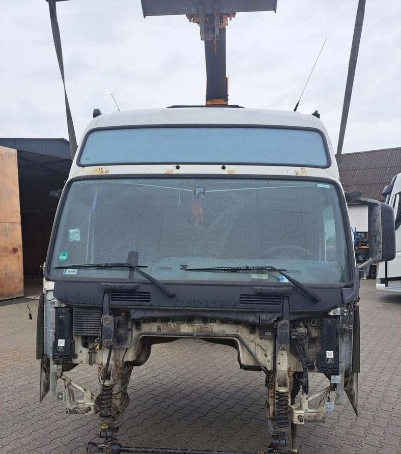 Volvo LIFT XL 12/13R FH 13 - Cabine pour Camion: photos 1 Volvo LIFT XL 12/13R FH 13 - Cabine pour Camion: photos 1