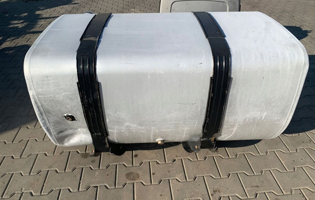Réservoir de carburant pour Camion Volvo ZBIORNIK PALIWA RENAULT DXI VOLVO FH FM 120X70X70 21177667: photos 6