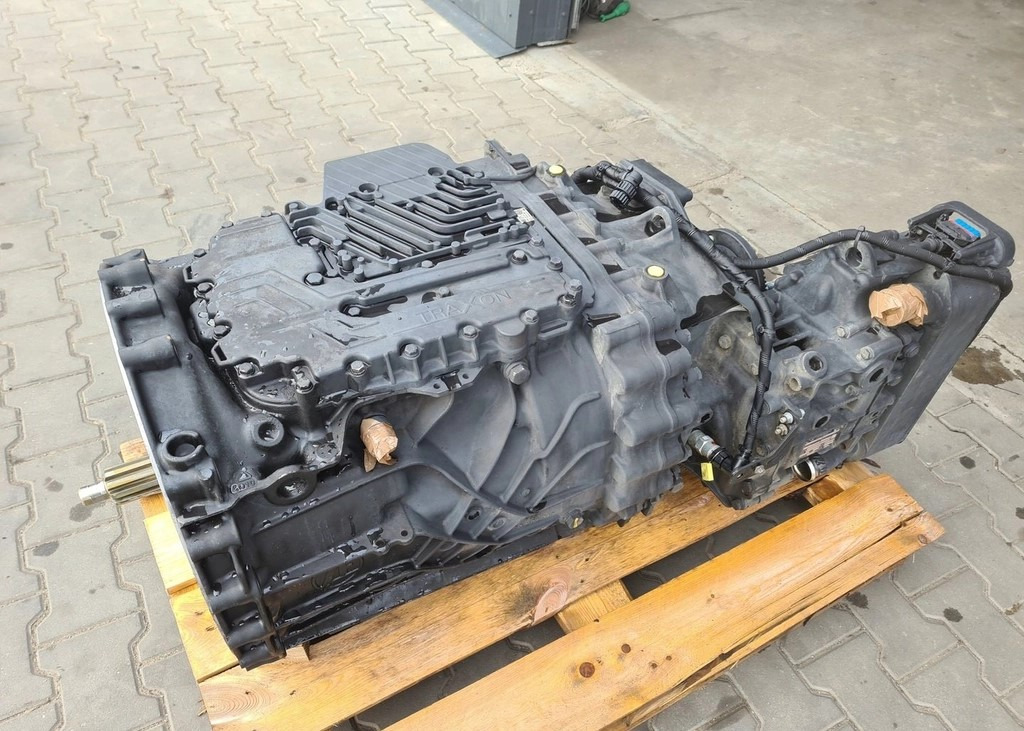 ZF TRAXON 12TX2621 Z RETARDEREM TD JC46 7K481BAB 2022 ROK - Boîte de vitesse: photos 3 ZF TRAXON 12TX2621 Z RETARDEREM TD JC46 7K481BAB 2022 ROK - Boîte de vitesse: photos 3