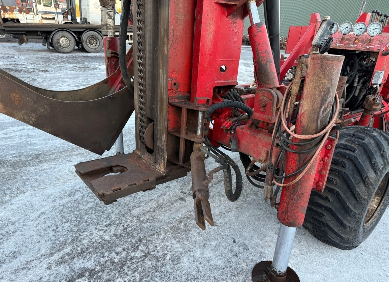 Porausvaunu - Foreuse: photos 2 Porausvaunu - Foreuse: photos 2