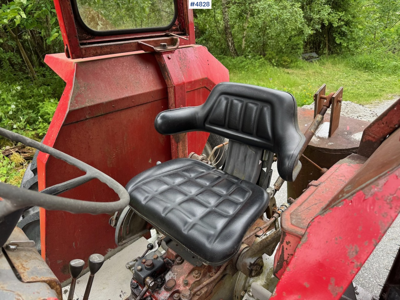 1970 Massey Ferguson 165 w/ front loader - Tracteur agricole: photos 4 1970 Massey Ferguson 165 w/ front loader - Tracteur agricole: photos 4