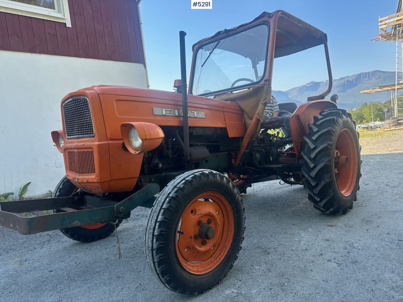 1973 Fiat 215 L tractor. SEE VIDEO. - Tracteur agricole: photos 3 1973 Fiat 215 L tractor. SEE VIDEO. - Tracteur agricole: photos 3