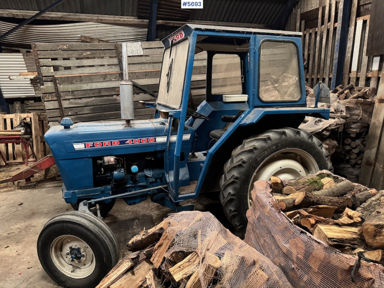 1975 Ford 4000 - Tracteur agricole: photos 3 1975 Ford 4000 - Tracteur agricole: photos 3