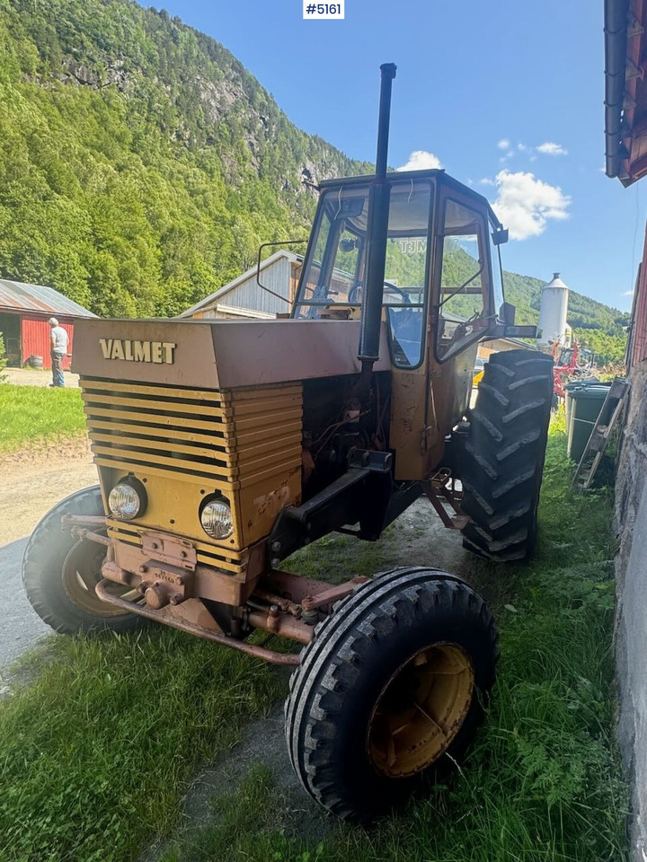 1977 Valmet 702 4x2 - Tracteur agricole: photos 1 1977 Valmet 702 4x2 - Tracteur agricole: photos 1
