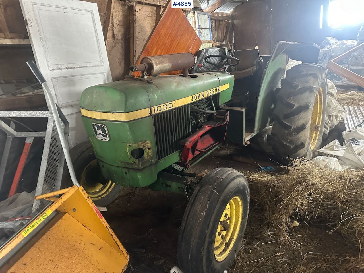 1980 John Deere 1030 tractor w/ twin deck and duun cabin. See hours. - Tracteur agricole: photos 5 1980 John Deere 1030 tractor w/ twin deck and duun cabin. See hours. - Tracteur agricole: photos 5