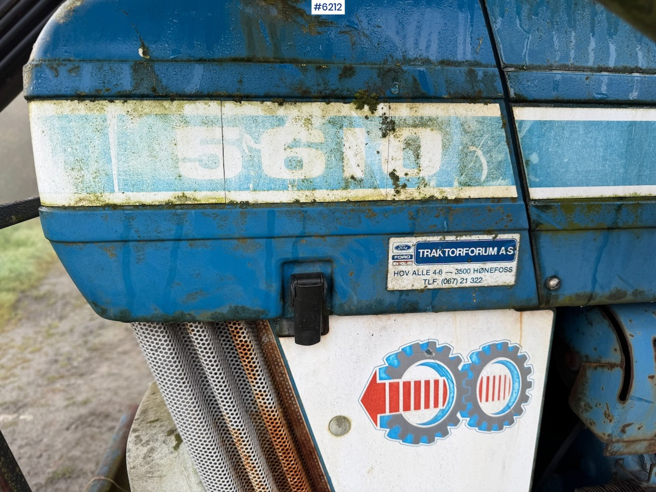 1982 Ford 5610 w/ front loader. - Tracteur agricole: photos 4 1982 Ford 5610 w/ front loader. - Tracteur agricole: photos 4