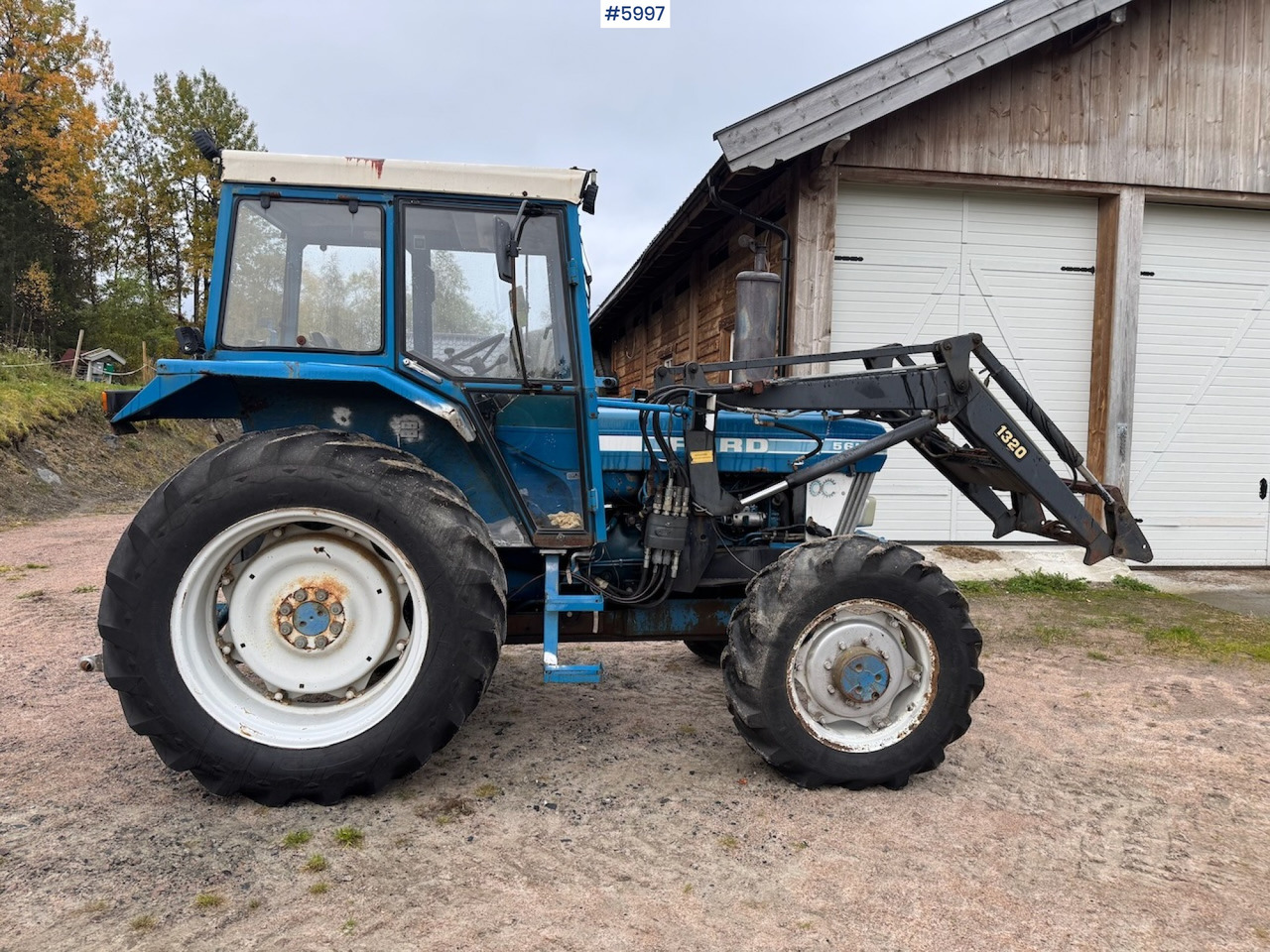 1983 Ford 5610 with Front Loader - Tracteur agricole: photos 3 1983 Ford 5610 with Front Loader - Tracteur agricole: photos 3