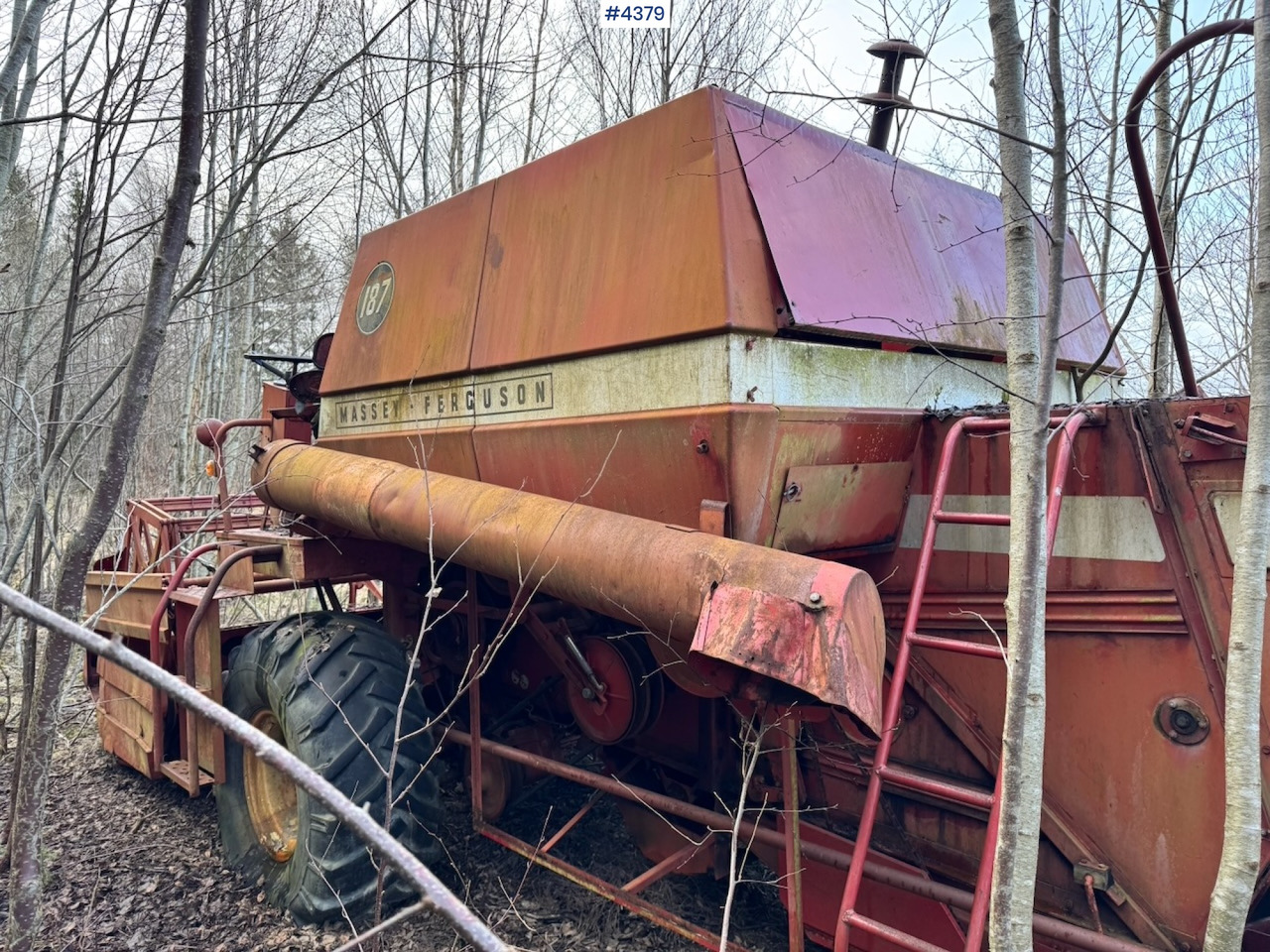 1986 Massey Ferguson 187 Combine harvester - Moissonneuse-batteuse: photos 4 1986 Massey Ferguson 187 Combine harvester - Moissonneuse-batteuse: photos 4