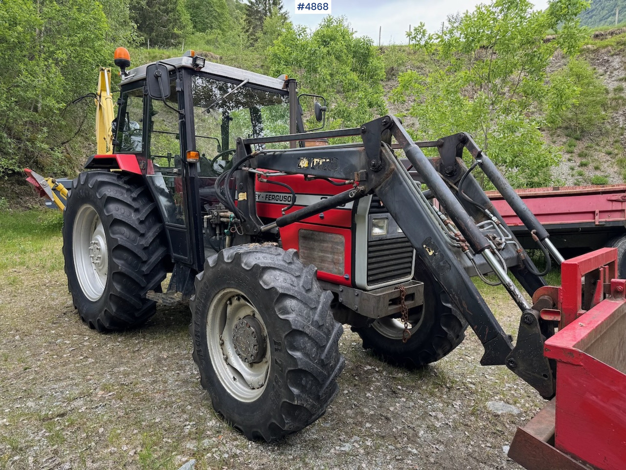 1988 Massey Ferguson 375 w/front loader - Tracteur agricole: photos 3 1988 Massey Ferguson 375 w/front loader - Tracteur agricole: photos 3