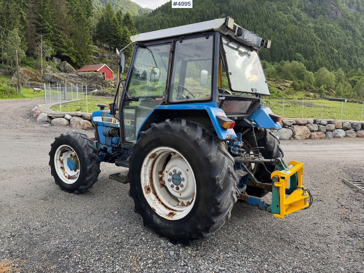 1992 Ford 4830 Turbo w/ twin wheels - Tracteur agricole: photos 3 1992 Ford 4830 Turbo w/ twin wheels - Tracteur agricole: photos 3