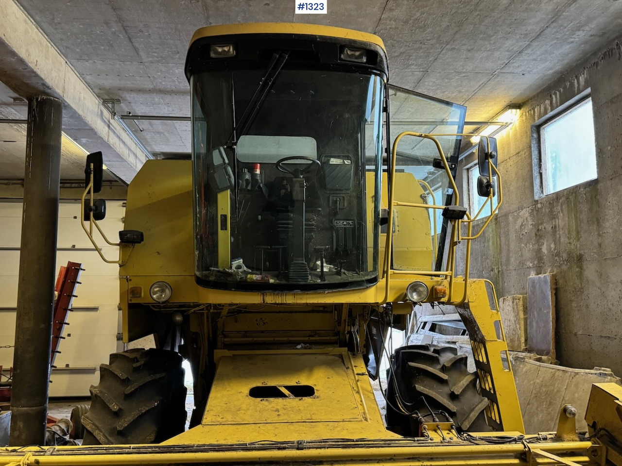 1992 New Holland TC52 Combine - Moissonneuse-batteuse: photos 4 1992 New Holland TC52 Combine - Moissonneuse-batteuse: photos 4