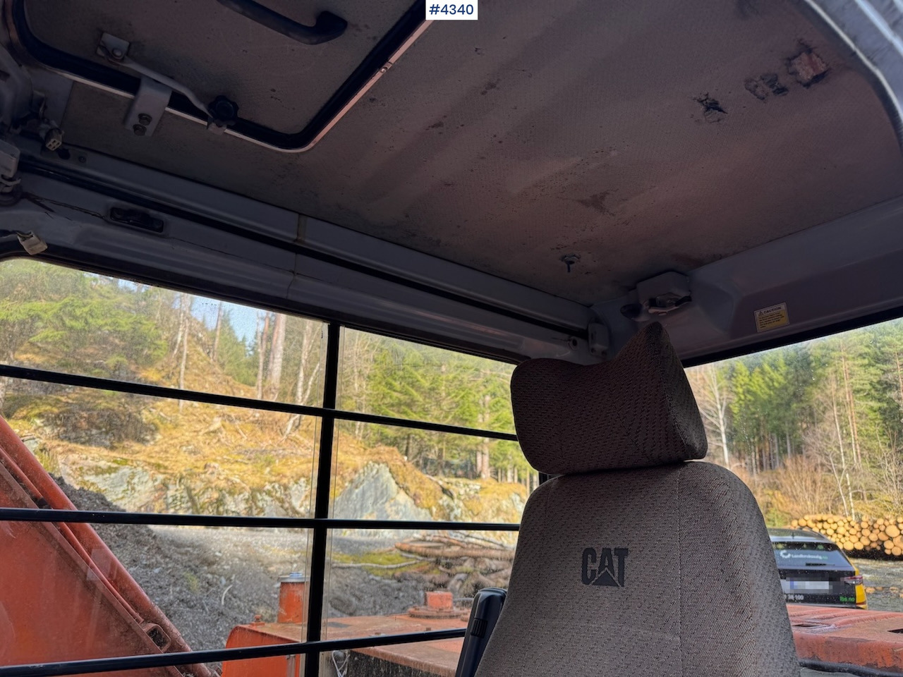 Pelle sur chenille 1994 Hitachi EX120-2: photos 15 Pelle sur chenille 1994 Hitachi EX120-2: photos 15