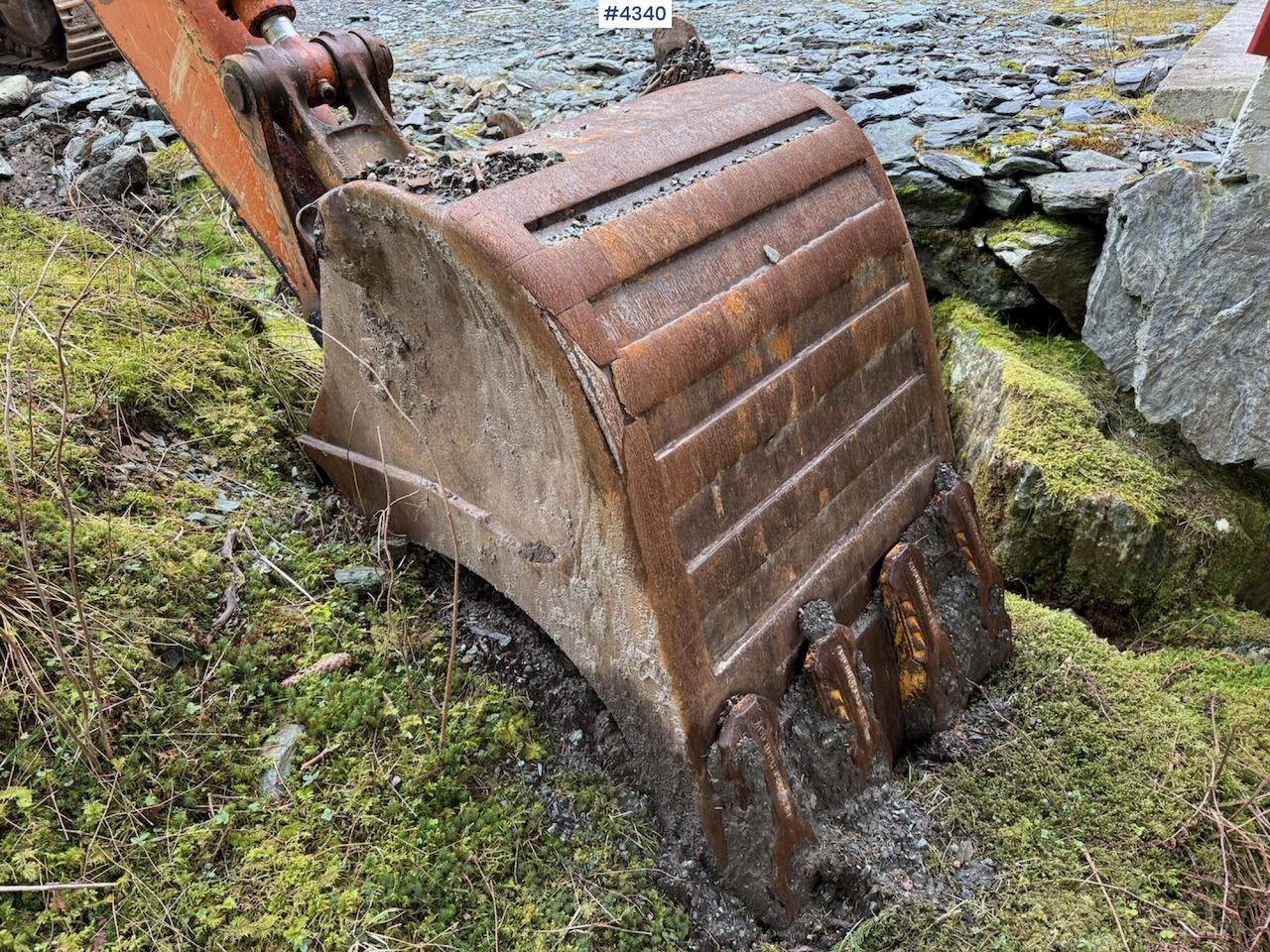 Pelle sur chenille 1994 Hitachi EX120-2: photos 8 Pelle sur chenille 1994 Hitachi EX120-2: photos 8