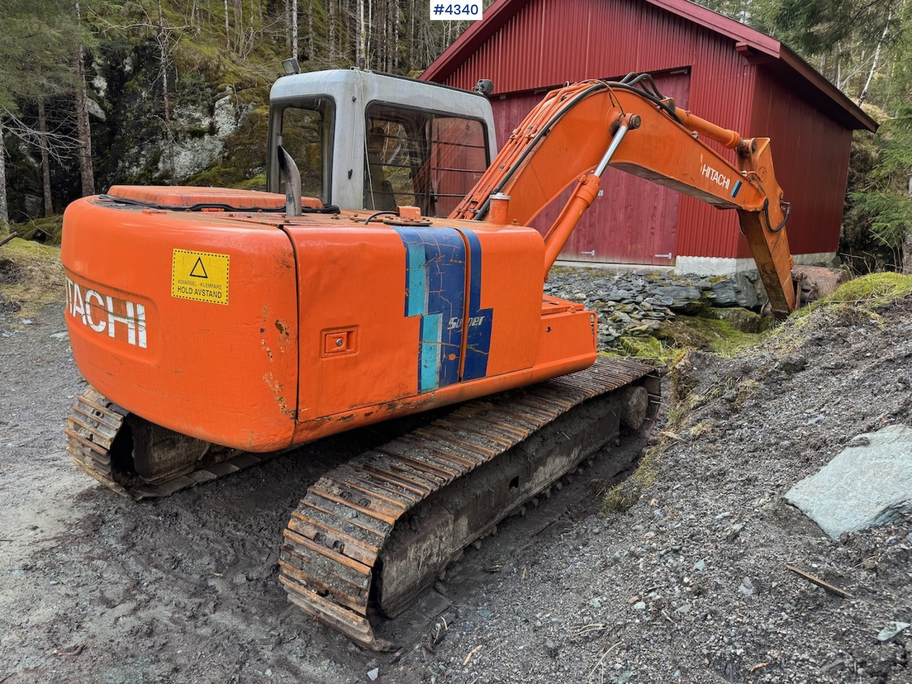 Pelle sur chenille 1994 Hitachi EX120-2: photos 6 Pelle sur chenille 1994 Hitachi EX120-2: photos 6