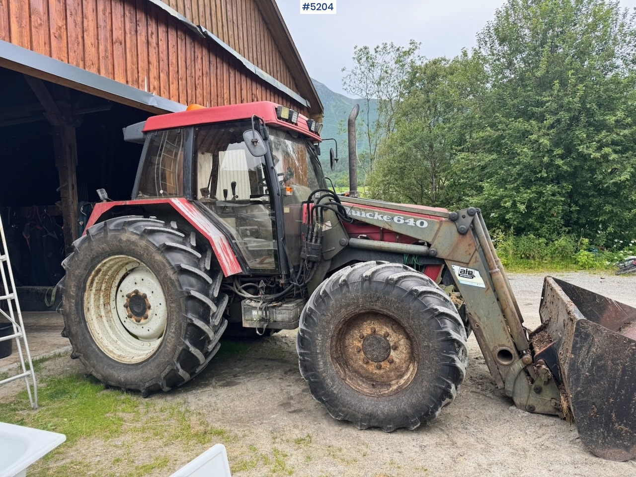 1996 Case International 5120 Maxxum - Tracteur agricole: photos 1 1996 Case International 5120 Maxxum - Tracteur agricole: photos 1