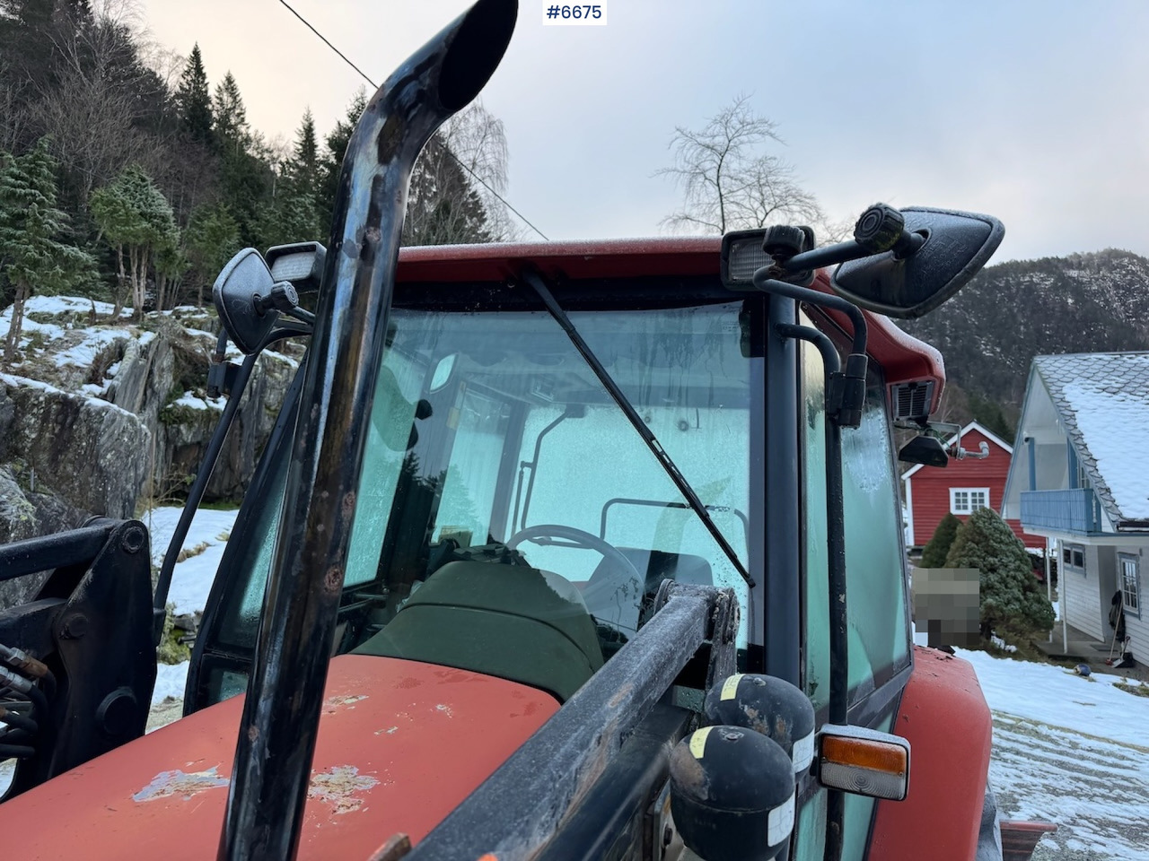 1997 New Holland L 85 w/ front loader. - Tracteur agricole: photos 5 1997 New Holland L 85 w/ front loader. - Tracteur agricole: photos 5