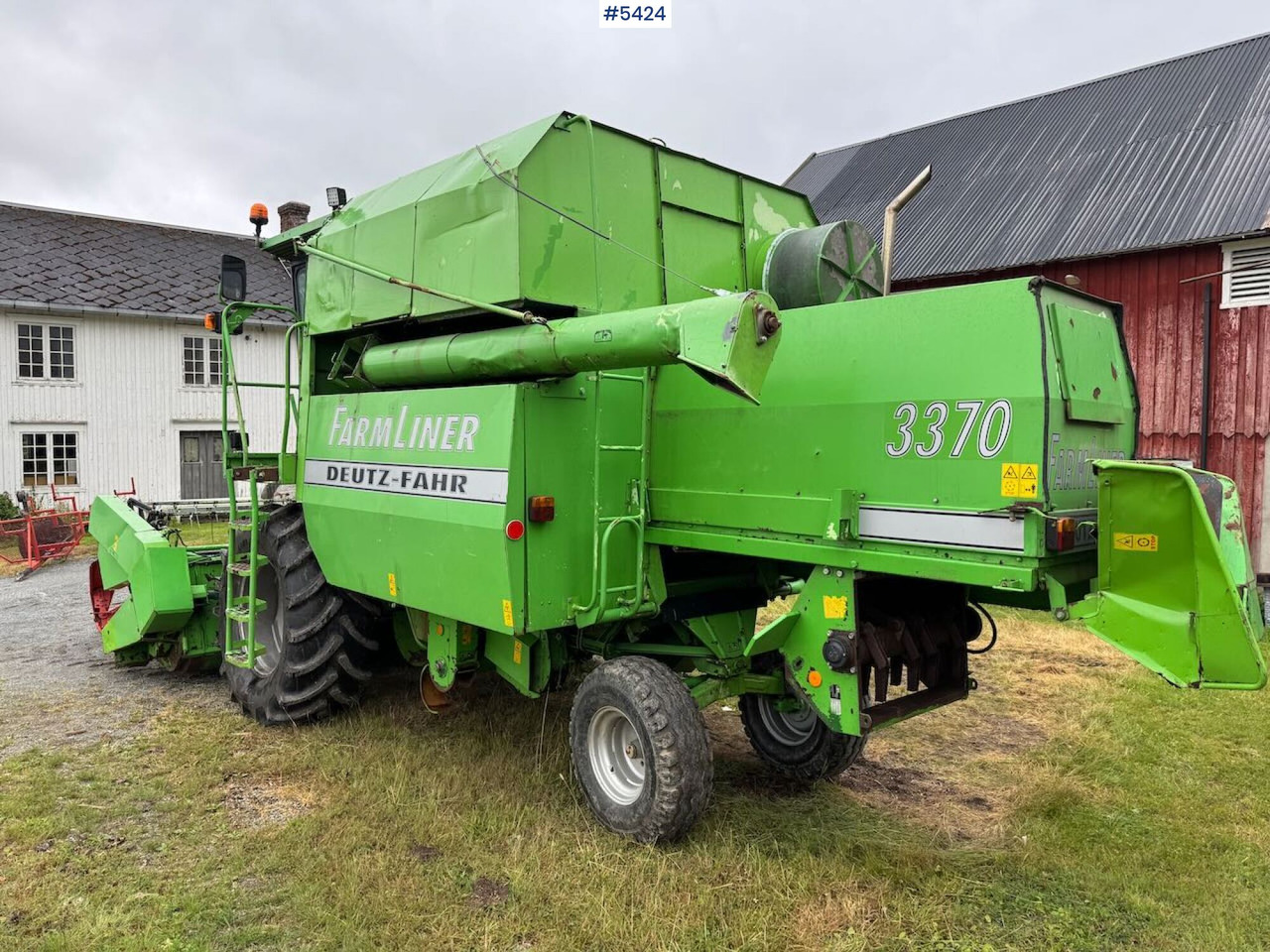 1998 Deutz Fahr FarmLiner 3370 - Moissonneuse-batteuse: photos 3 1998 Deutz Fahr FarmLiner 3370 - Moissonneuse-batteuse: photos 3