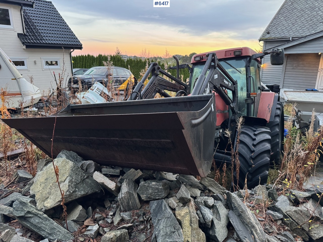 1999 Case IH Maxxum MX 100C w/ front loader, bucket and blade. Repair object. - Tracteur agricole: photos 5 1999 Case IH Maxxum MX 100C w/ front loader, bucket and blade. Repair object. - Tracteur agricole: photos 5