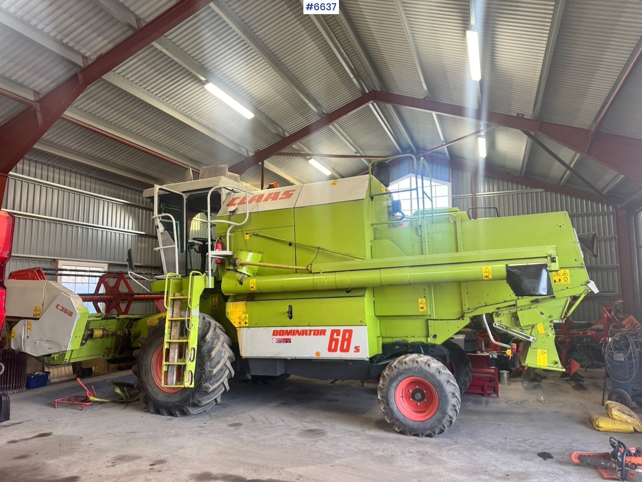 1999 Claas Dominator 68 S combine harvester with twin wheels. Well-maintained / Recently upgraded! - Moissonneuse-batteuse: photos 1 1999 Claas Dominator 68 S combine harvester with twin wheels. Well-maintained / Recently upgraded! - Moissonneuse-batteuse: photos 1