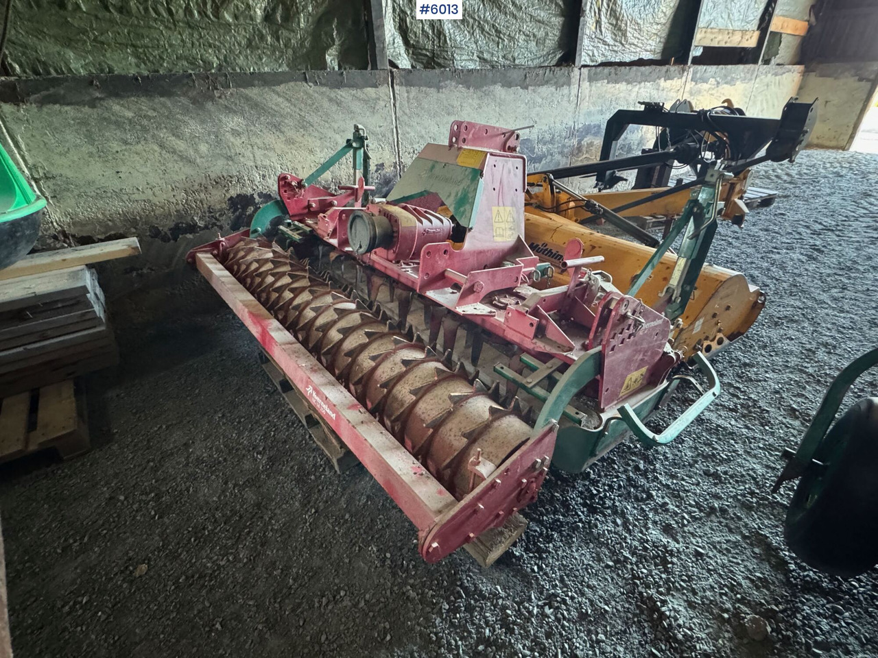 2000 Kverneland NG 14 250 horizontal tiller - Outils du sol: photos 3 2000 Kverneland NG 14 250 horizontal tiller - Outils du sol: photos 3