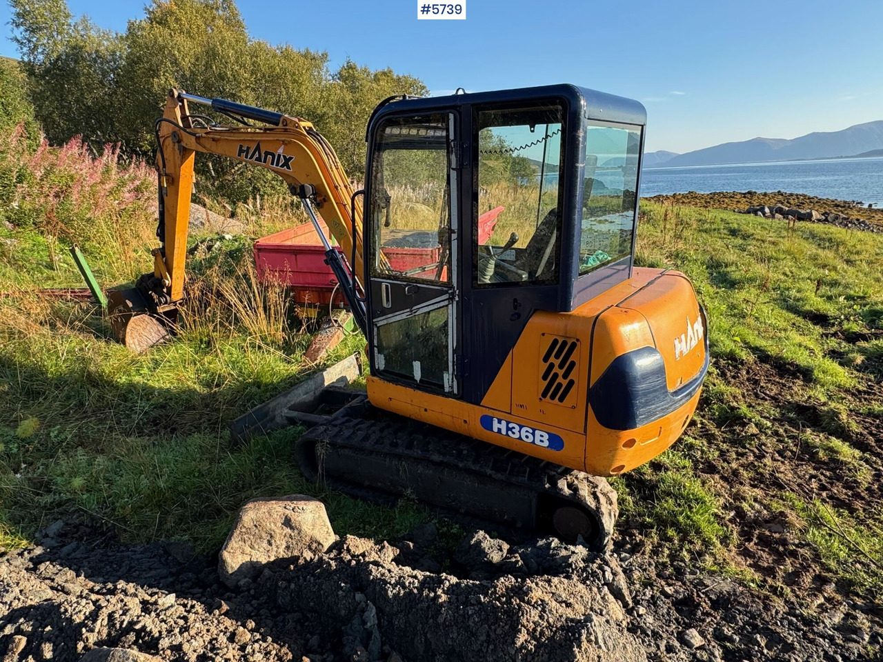 2003 Hanix H36B w/ Polishing tray, Narrow tray, profile tray, sole tray and digging tray! - Pelle: photos 3 2003 Hanix H36B w/ Polishing tray, Narrow tray, profile tray, sole tray and digging tray! - Pelle: photos 3