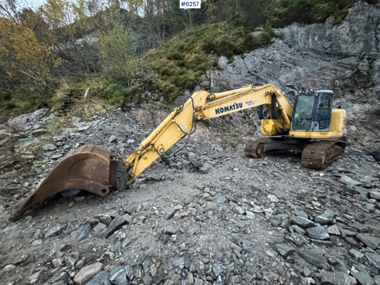 2005 Komatsu PC228 USLC-3K with Digging Bucket – SEE VIDEO! - Pelle: photos 3 2005 Komatsu PC228 USLC-3K with Digging Bucket – SEE VIDEO! - Pelle: photos 3