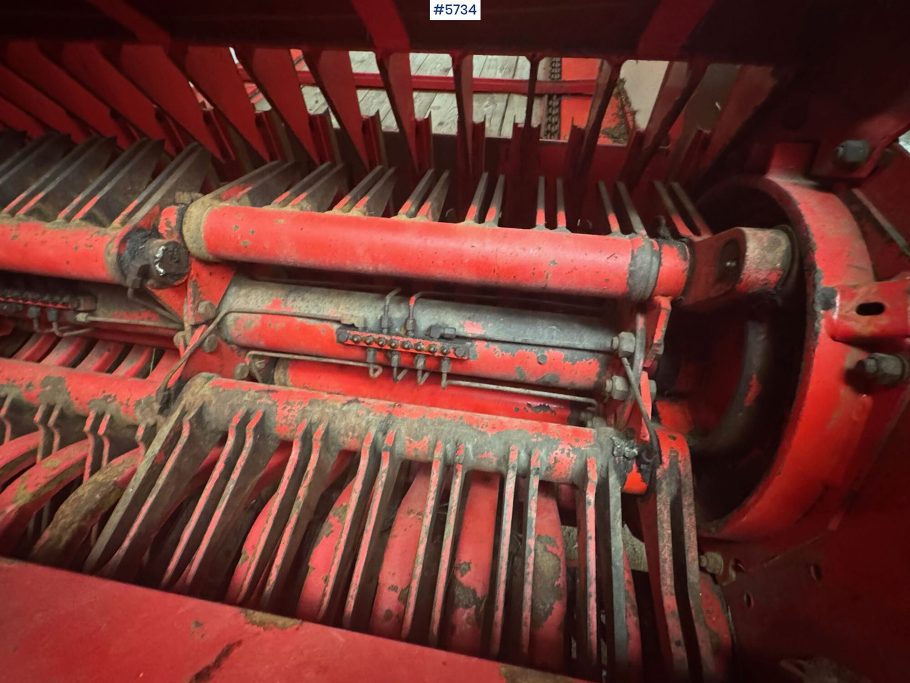 Matériel de fenaison 2005 Pottinger Euroboss 330t supermatic: photos 13 Matériel de fenaison 2005 Pottinger Euroboss 330t supermatic: photos 13