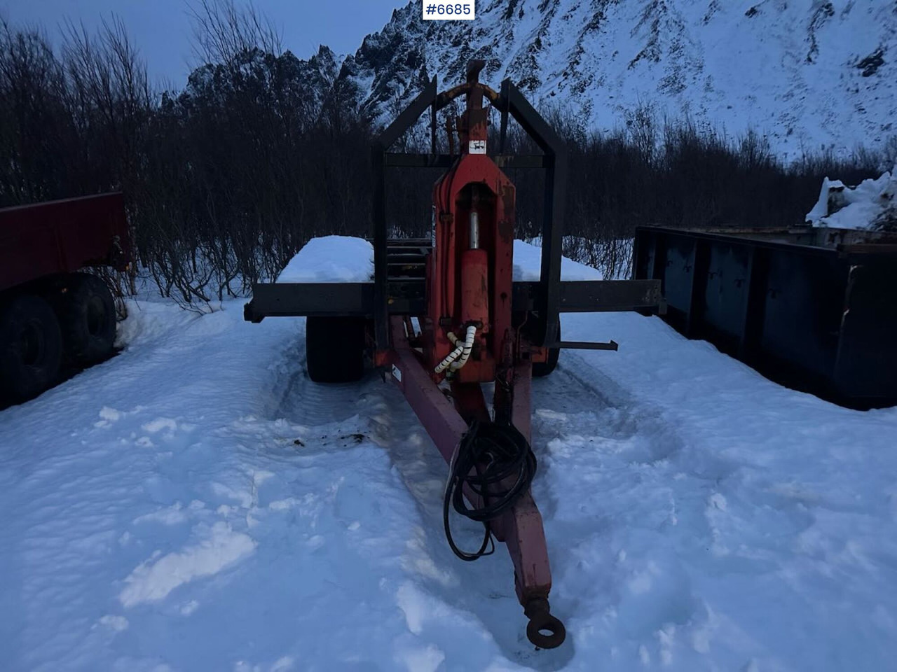 2006 BIGAB hook-lift trailer with container - Benne agricole: photos 2 2006 BIGAB hook-lift trailer with container - Benne agricole: photos 2