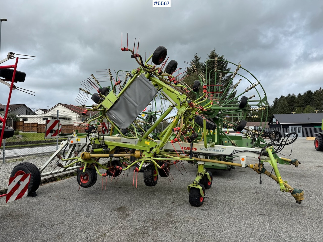 2006 Claas Volto 1320 T - Matériel de fenaison: photos 4 2006 Claas Volto 1320 T - Matériel de fenaison: photos 4
