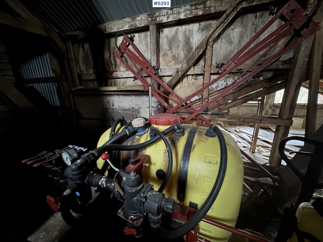 2006 Field Sprayer with 400-Liter Tank - Pulvérisateur: photos 5 2006 Field Sprayer with 400-Liter Tank - Pulvérisateur: photos 5