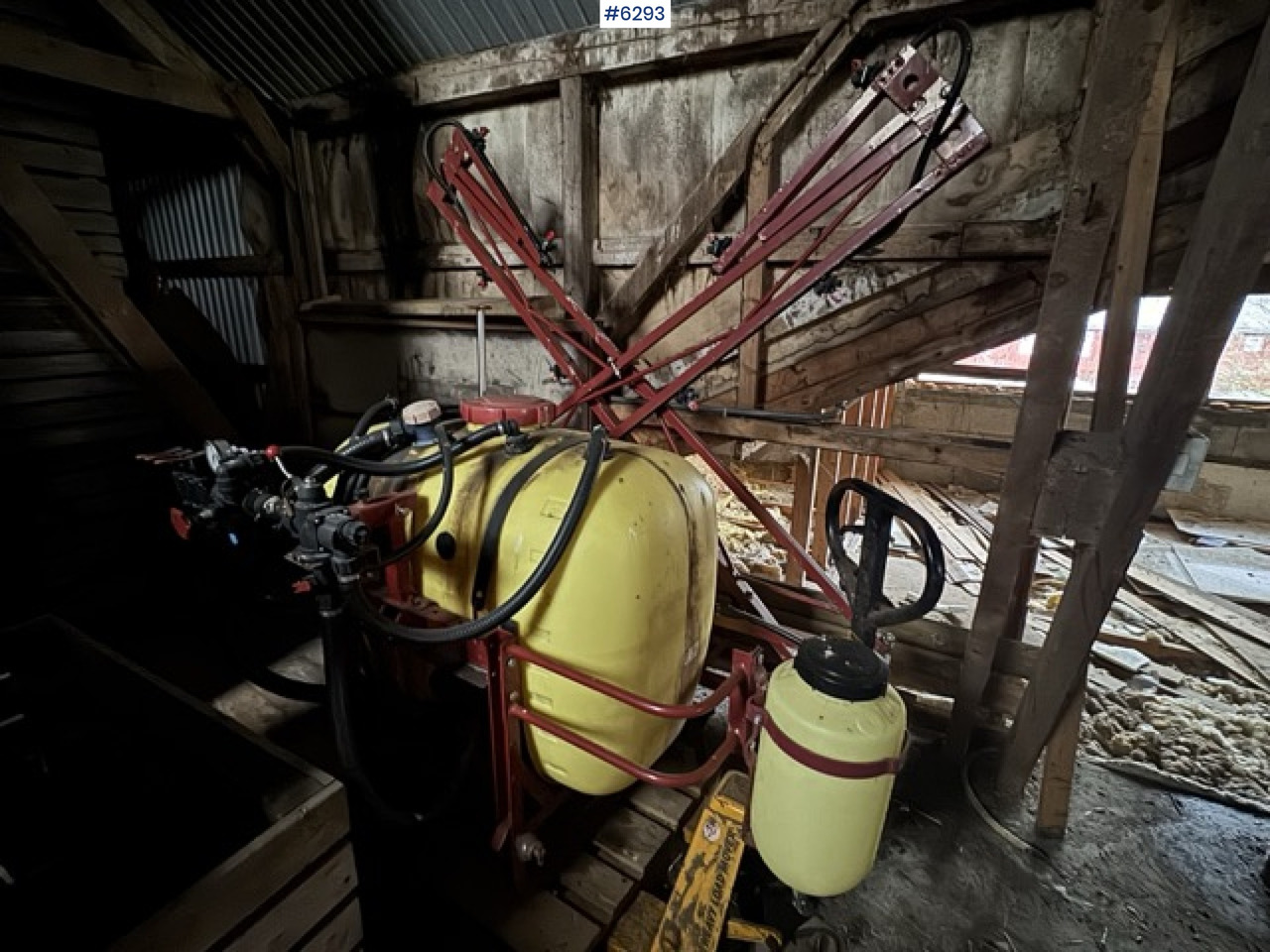 2006 Field Sprayer with 400-Liter Tank - Pulvérisateur: photos 1 2006 Field Sprayer with 400-Liter Tank - Pulvérisateur: photos 1