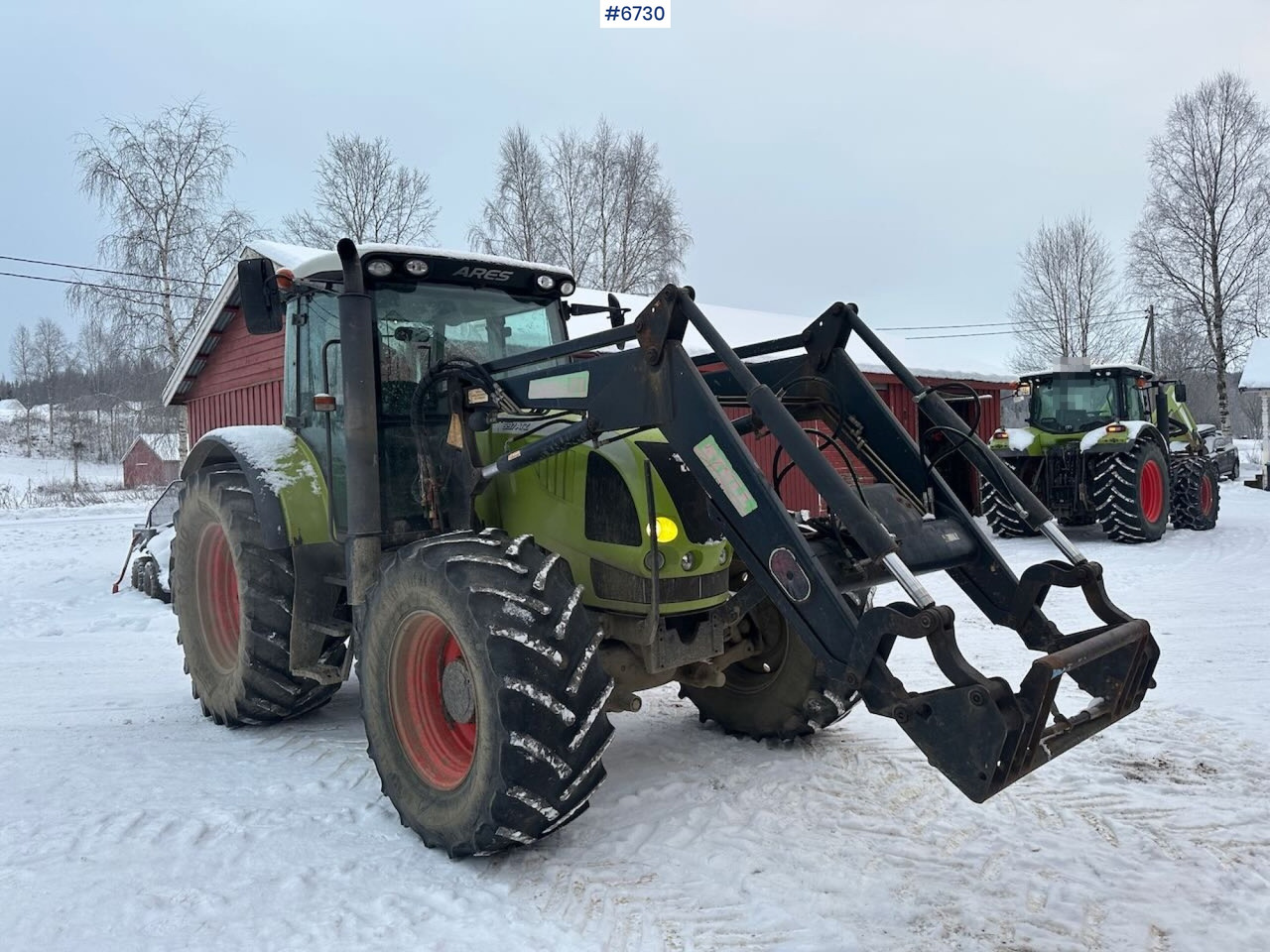 Crédit-bail de 2007 Claas Ares 697 4x4 with front loader. SEE VIDEO. 2007 Claas Ares 697 4x4 with front loader. SEE VIDEO.: photos 7 Crédit-bail de 2007 Claas Ares 697 4x4 with front loader. SEE VIDEO. 2007 Claas Ares 697 4x4 with front loader. SEE VIDEO.: photos 7