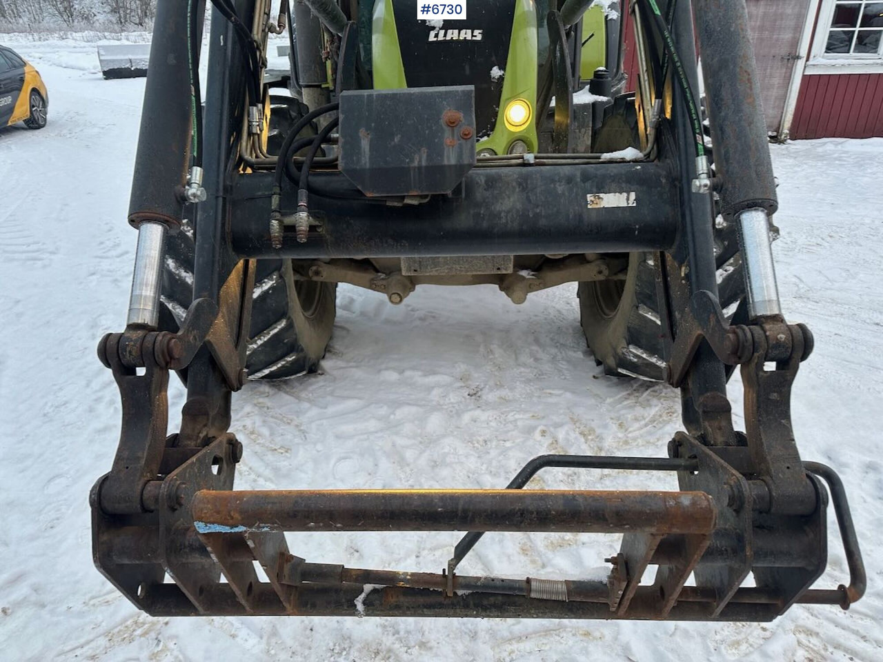 Crédit-bail de 2007 Claas Ares 697 4x4 with front loader. SEE VIDEO. 2007 Claas Ares 697 4x4 with front loader. SEE VIDEO.: photos 8 Crédit-bail de 2007 Claas Ares 697 4x4 with front loader. SEE VIDEO. 2007 Claas Ares 697 4x4 with front loader. SEE VIDEO.: photos 8
