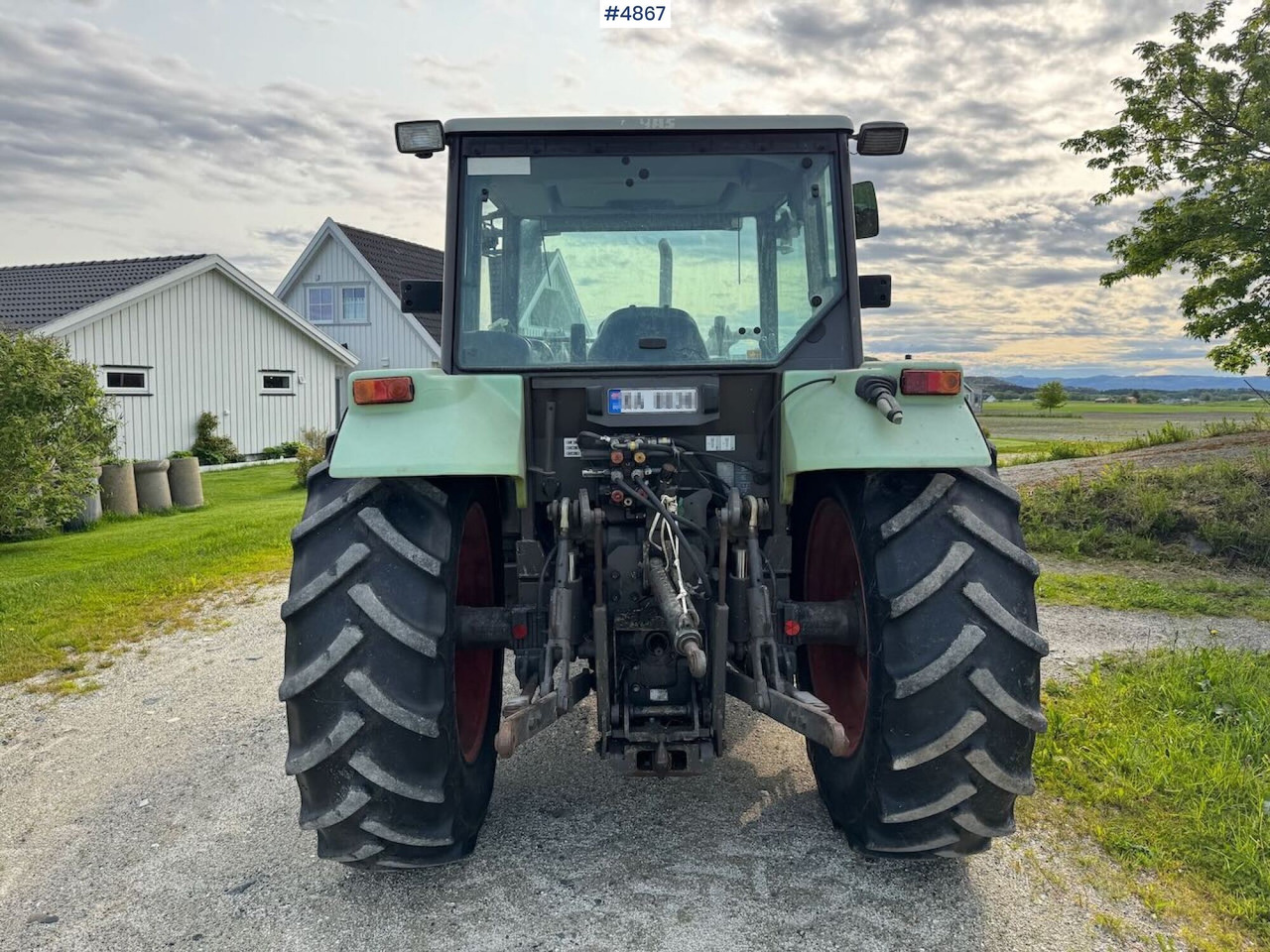2007 Claas Celtis 446 with front loader, pallet forks, and bucket - Tracteur agricole: photos 5 2007 Claas Celtis 446 with front loader, pallet forks, and bucket - Tracteur agricole: photos 5