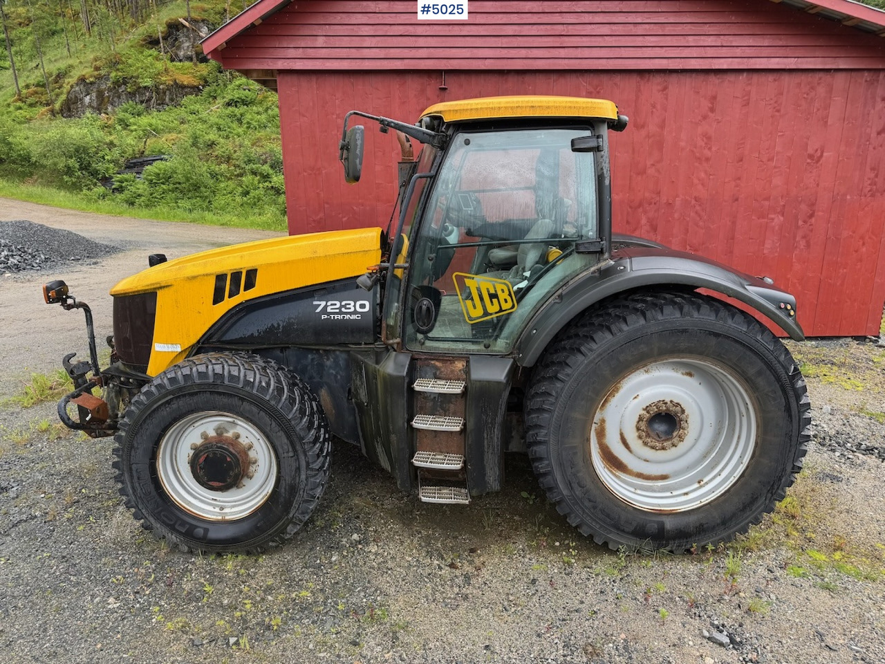 2008 JCB Fastrac 7230 P-Tronic w/Front hydraulics and PTO. - Tracteur agricole: photos 3 2008 JCB Fastrac 7230 P-Tronic w/Front hydraulics and PTO. - Tracteur agricole: photos 3