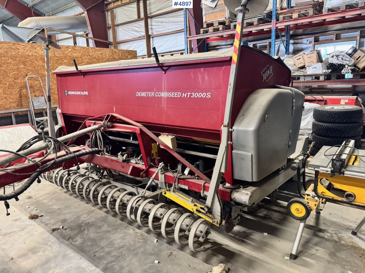 2009 Kongskilde Combiseed HT3000S Seeder. - Combiné de semis: photos 3 2009 Kongskilde Combiseed HT3000S Seeder. - Combiné de semis: photos 3