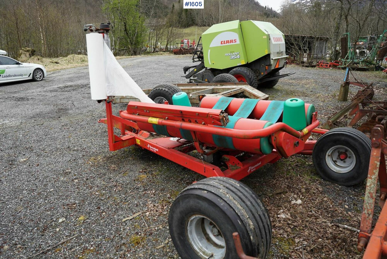 2009 Kverneland Taarup 7420 Round bale packs - Matériel de fenaison: photos 3 2009 Kverneland Taarup 7420 Round bale packs - Matériel de fenaison: photos 3